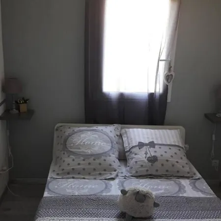 Holiday home Domaine Des Berges Du Canal *